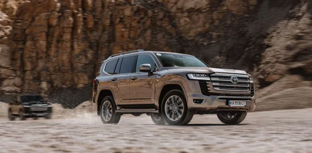 Объявлены украинские цены на новый Toyota Land Cruiser 300