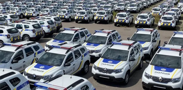 Автопарк Нацполиции пополнили сотни новеньких кроссоверов