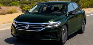 The world's largest car market has begun to abandon the new Volkswagen Passat