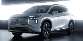 Появились живые фото первого электрического кроссовера Mitsubishi