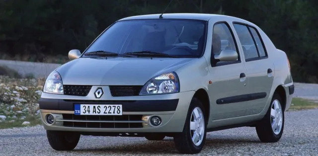 Renault Clio sat in the showroom for 10 years waiting for its owner