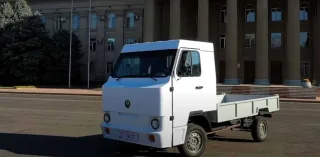 Киргизи випустили електромобіль за $7 000