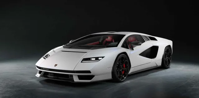 Весь тираж нового Lamborghini за 2 млн евро раскупили за cчитанные дни