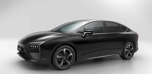 Фото и подробности самого крутого электромобиля от Renault