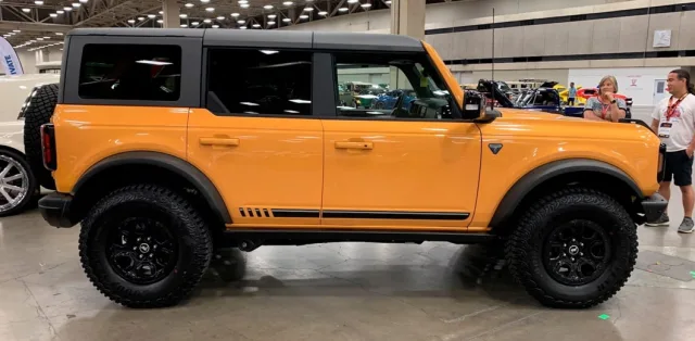 Подержанный внедорожник Ford Bronco 2021 продали по цене двух новых