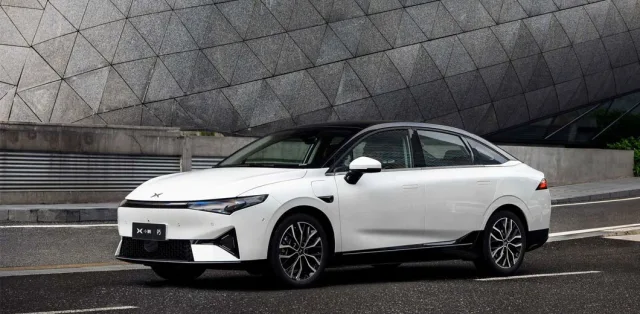 The Chinese have released an electric car for $25,000 with advanced autopilot