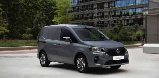 Nissan introduced a new car based on the Renault Kangoo