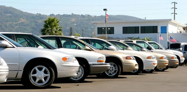 How does the customs clearance process for cars from the USA work