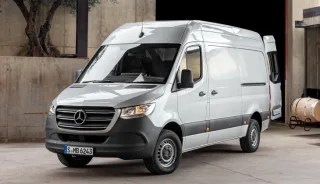 Моторное масло на коммерческие и грузовые авто – специфика и тонкости выбора