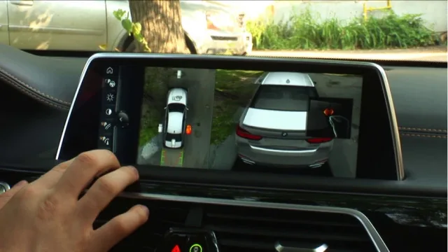 Car monitoring systems: from navigation to route tracking