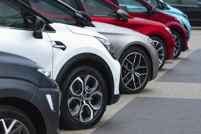 Продажи новых авто в Украине выросли в 2 раза