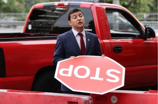 A car of Zelensky was put up for auction