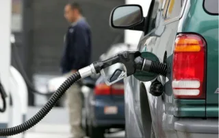 Automotive gas: is it "blown out" or "blown in"?