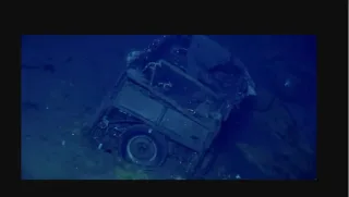A secret car found at the bottom of the ocean (photo)