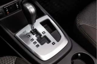 How does an automatic transmission work?
