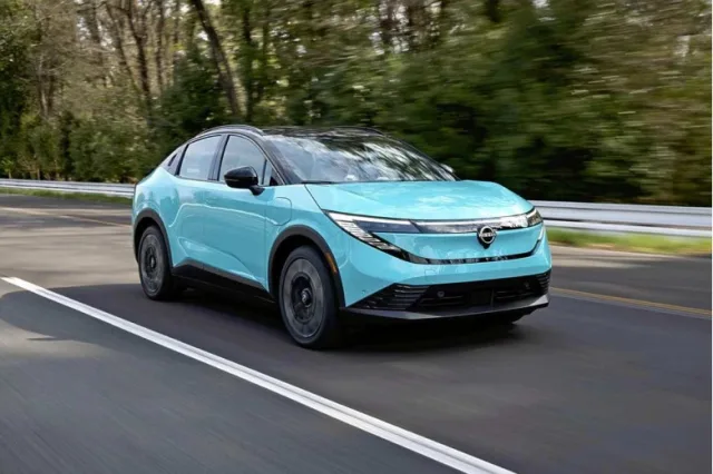 Новый Nissan LEAF: теперь электрокроссовер с запасом хода 604 км