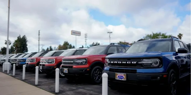 Ford recalls 700 thousand cars due to fuel leak risk