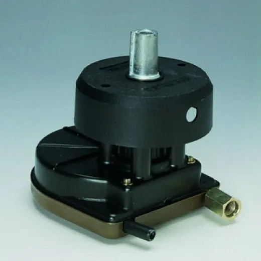 What oil to put in the steering gearbox?