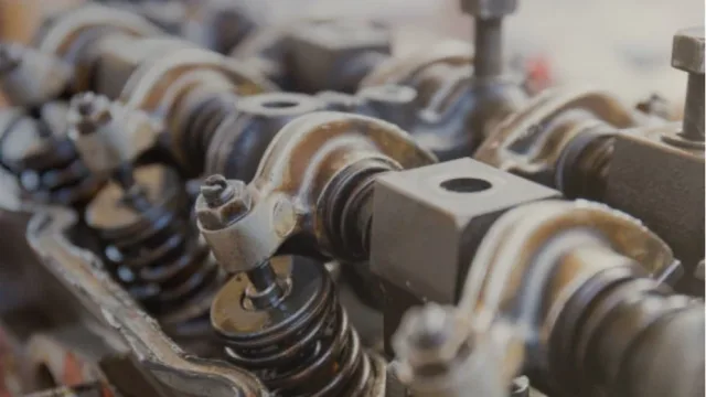 Why does the hydraulic lifter knock?