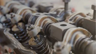 Why does the hydraulic lifter knock?