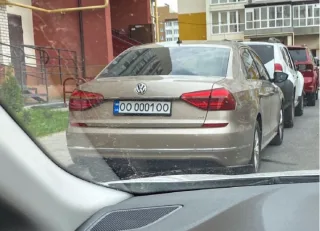Как сохранить номерной знак после перерегистрации авто
