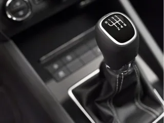 How to remove the gearbox cable on Renault Kangoo: step-by-step instructions