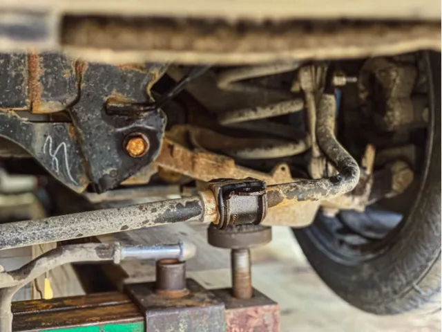 Stabilizer bushing: what is it, where is it located and what is it for?