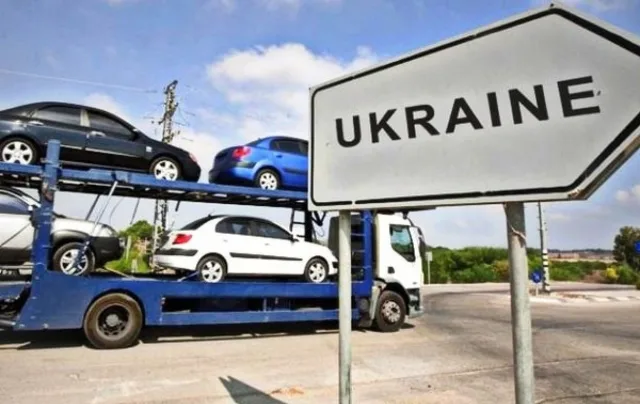 Импорт авто в Украину вырос на 27%