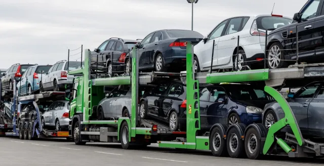Импорт авто в Украине вырос на 20%: кто поставляет больше всего
