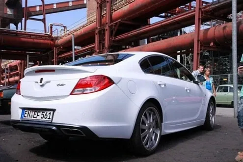 opel_insignia_bitter_.jpg