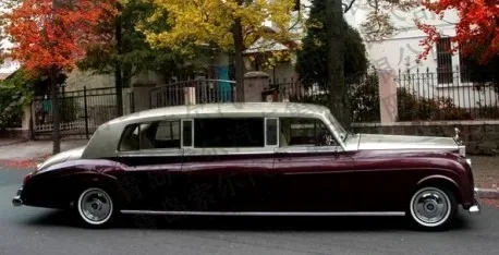 soar-rolls-royce-phantom-china-2-458x234.jpg
