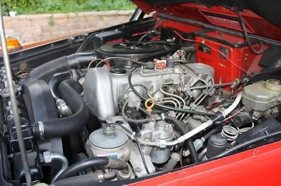 1984_Mercedes_G_Wagon_Cabrio_G_Class_Diesel_Conversion_SWB_For_Sale_Engine_resize.jpg