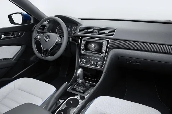 volkswagen-passat-blue-motion-concept-5-1.jpg