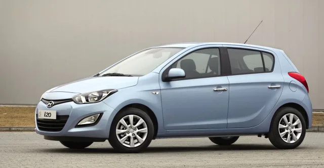 2013-Hyundai-i20-hatch-6.jpg