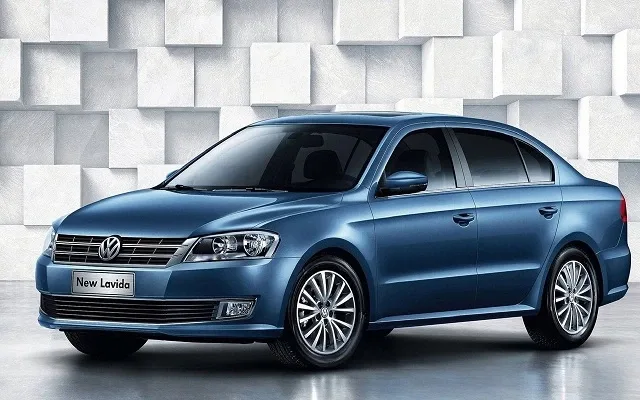 Volkswagen-Lavida-Sedan1-800x1280.jpg