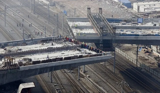 wuhan-road-turn5.jpg