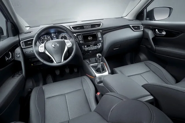 2014-Nissan-Qashqai-01.jpg