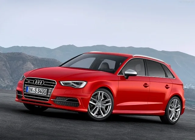 Audi RS3 Sportbac2014 1.jpg