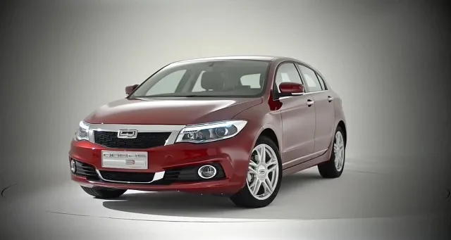 Qoros-3-Hatch.jpg