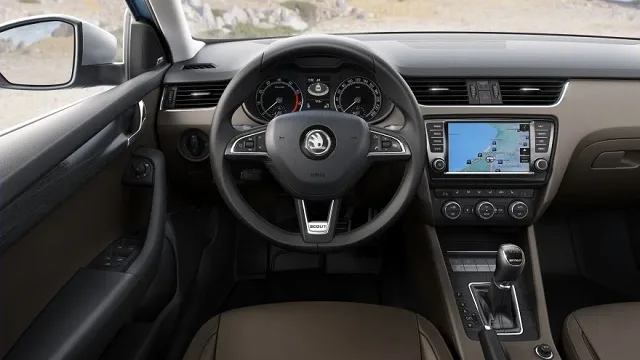 skoda_octavia_skout_2014.jpg