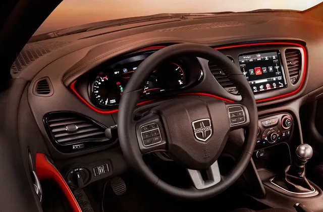 2013-Dodge-Dart-interior1.png
