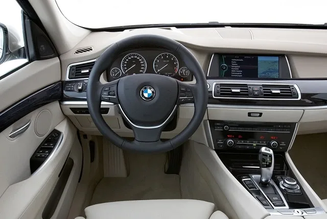 bmw-5-series-09.jpg