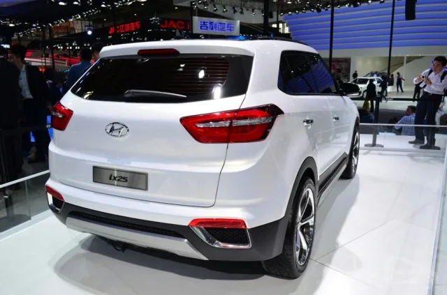 Hyundai-ix25-white-at-Auto-China-2014-1024x677.jpg