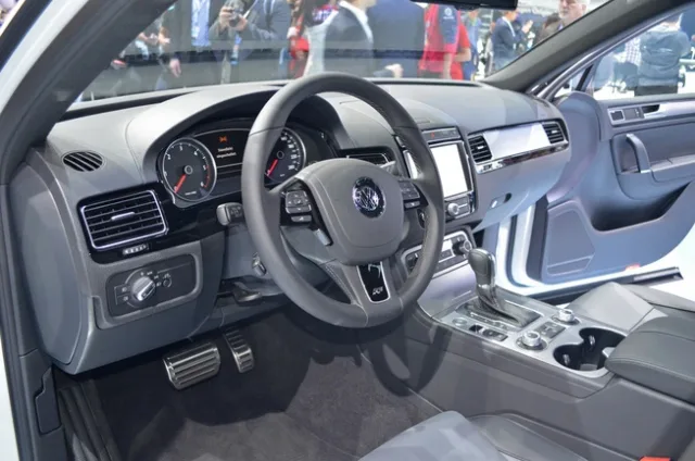 rg-beijing-volkswagen-touareg-7_653.jpg
