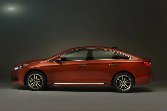 005-2015-hyundai-sonata-1.jpg