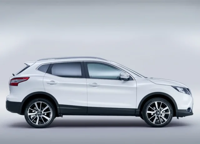 new_nissan_qashqai_2014_side.jpg