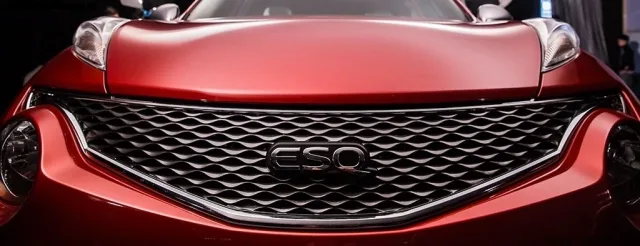 Infiniti-ESQ-1_1.jpg