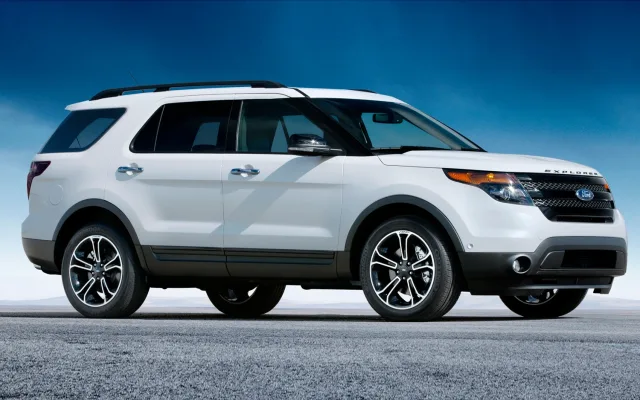 2013-ford-explorer-sport-side.jpg