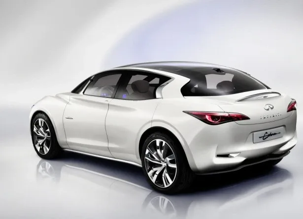 Infiniti-QX30-2014-2.jpg