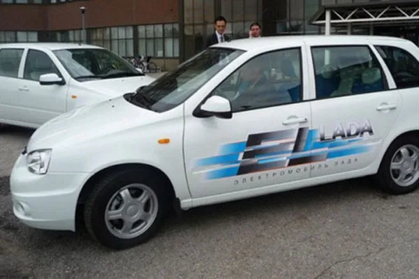 EL_LADA_002.jpg